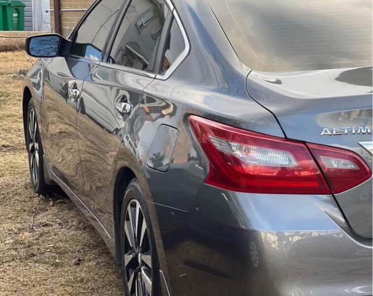 2018 Nissan Altima SV