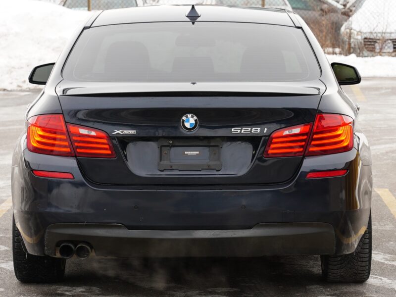 2016 BMW 528i