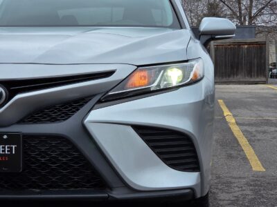 2019 Camry SE