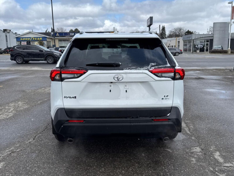 2025 Toyota RAV4 Hybrid LE