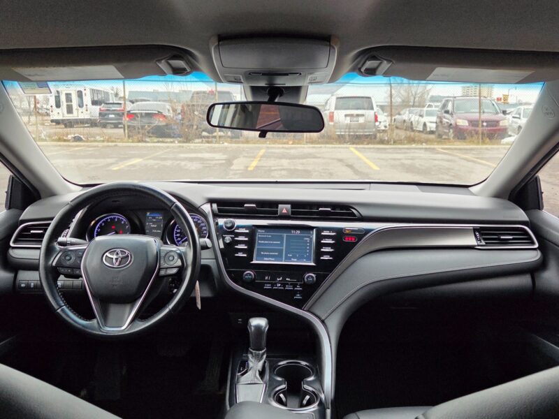 2021 Camry SE