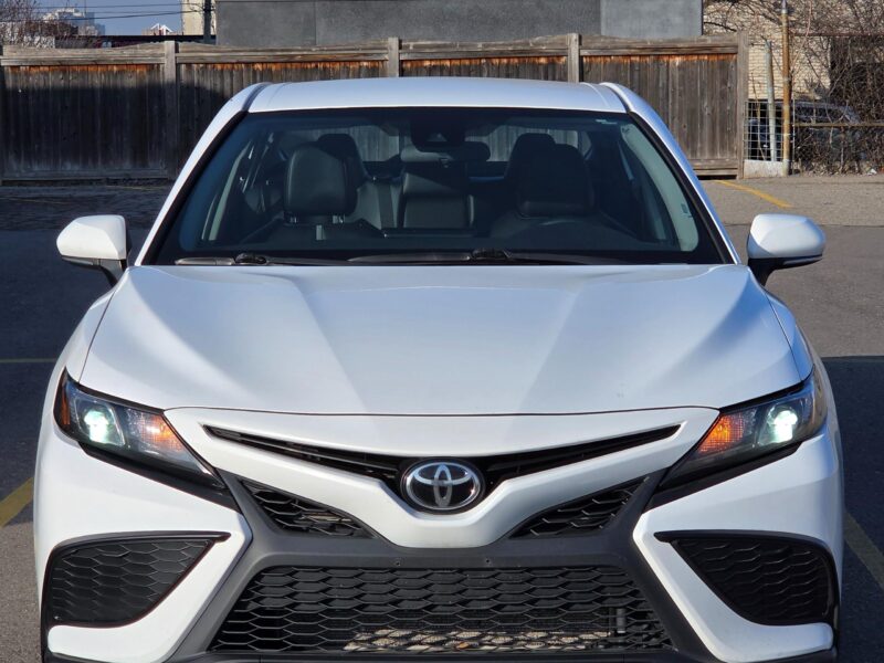 2021 Camry SE