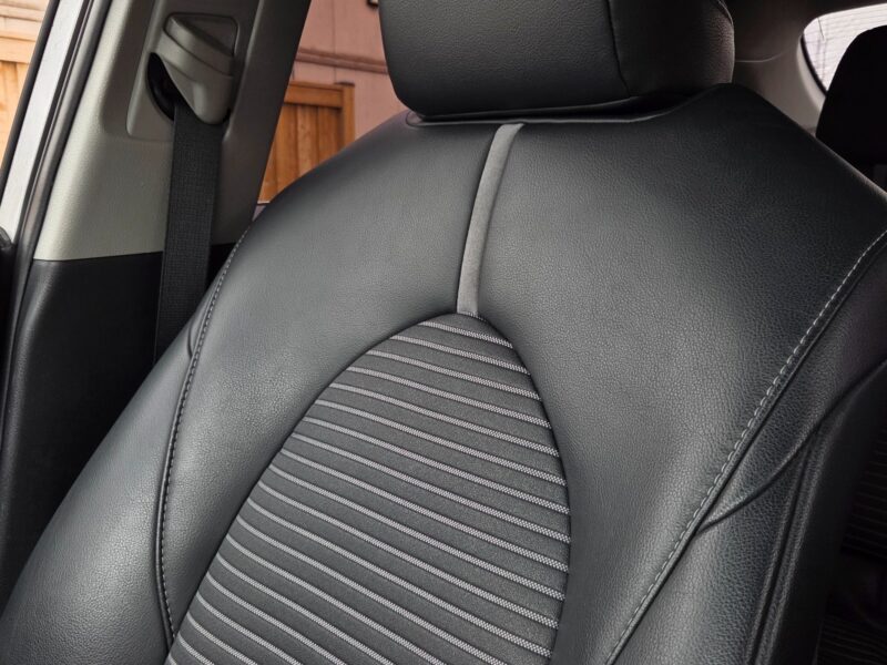 2019 Camry SE